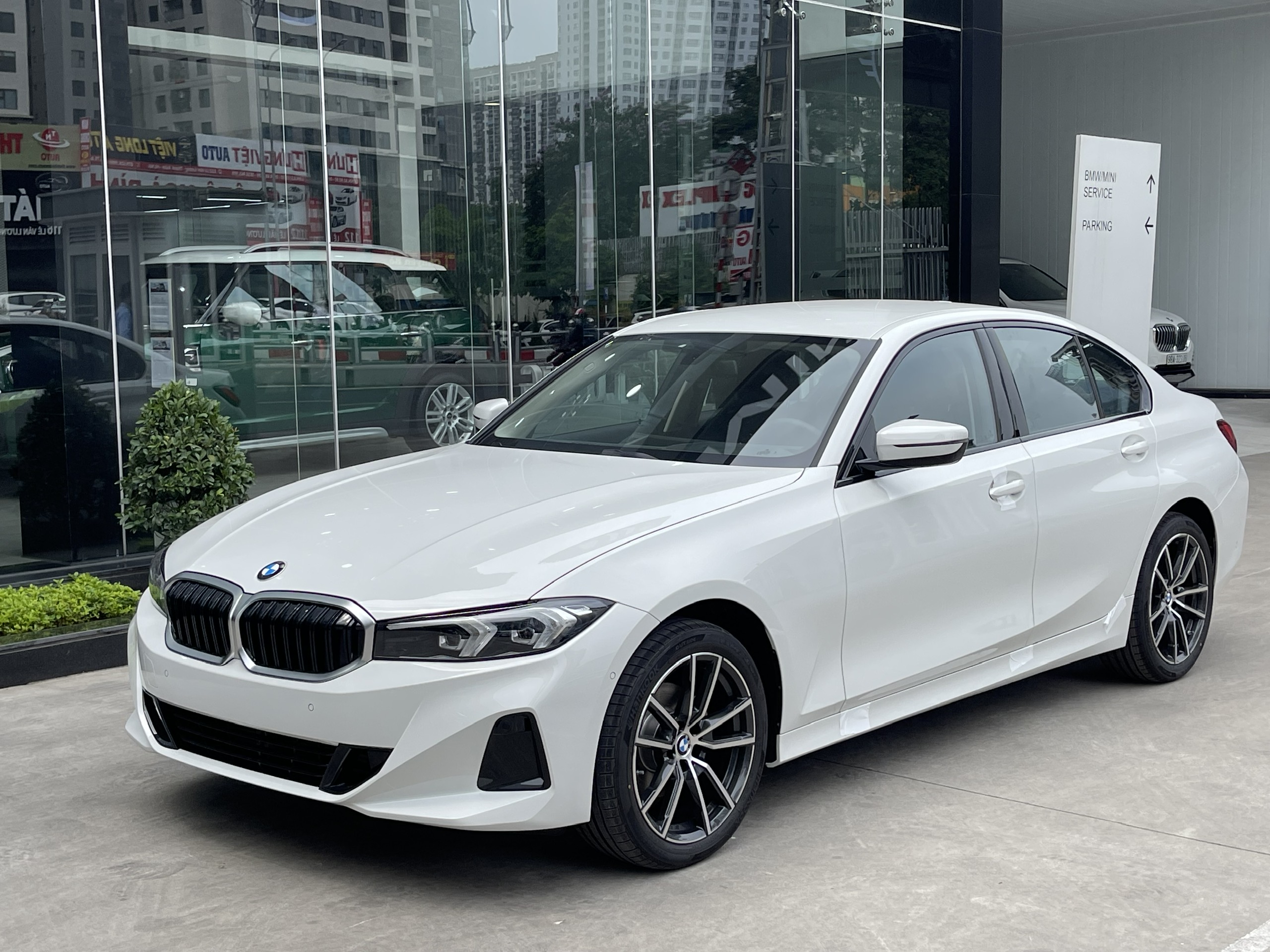 BMW 320i 2026